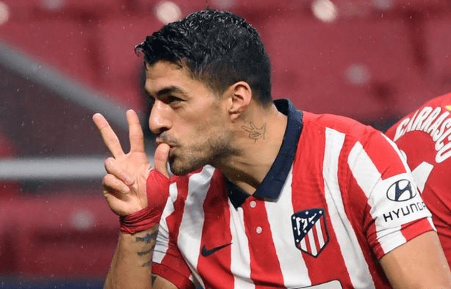 开云体育官网-包含转折点尼斯外线爆发，国王杯集结日攻防权衡，悬念犹存，更衣室氛围转暖的词条